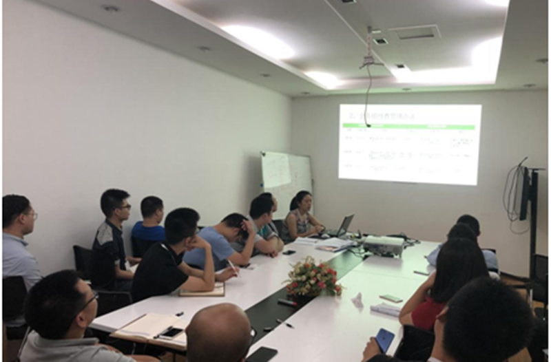 公司组织开展费用报销制度（新）及财务流程专题培训